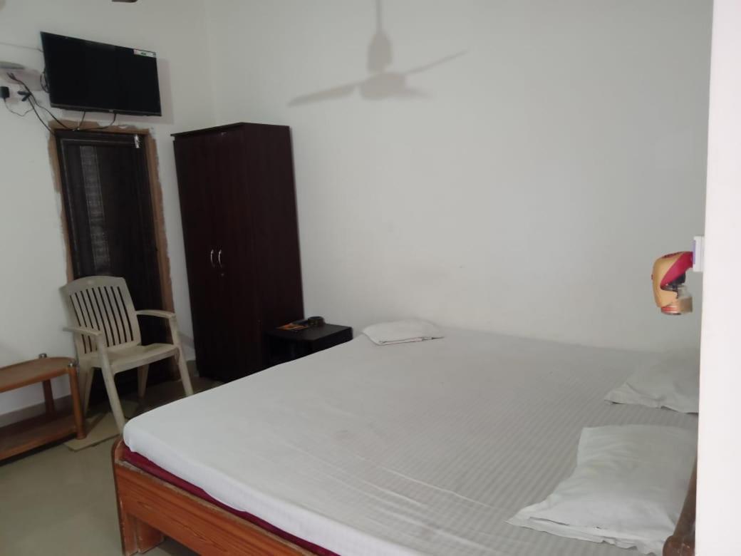 Hotel Somnatha Puri